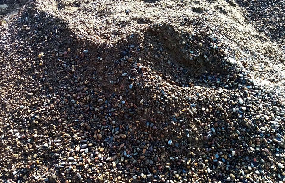 Природная песчано гравийная смесь цена за м3. ПГС песчано-гравийная смесь. Смесь песчано-гравийная природная. ПГС фото. ПГС мытый.